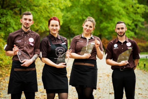 Polacy na podium europejskiego etapu Mistrzostw Barista of The Year 2016! Kariera, LIFESTYLE - Pod dwóch dniach intensywnych zmagań w ramach Finału Europy Mistrzostw Barista of The Year 2016 polscy bariści COSTA COFFEE stanęli na podium!