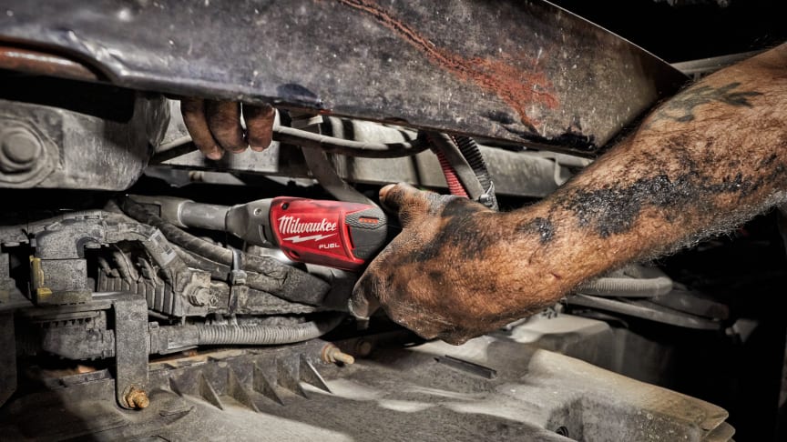 MILWAUKEE TOOL UTVIDER SORTIMENTET AV SKRALLER MED NYE M12 FUEL™ SKRALLER MED FORLENGER